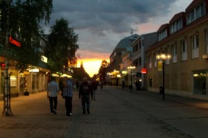 Solen går upp, ett fälttecken ska resas, för Lycksele och för Sverige och för världen